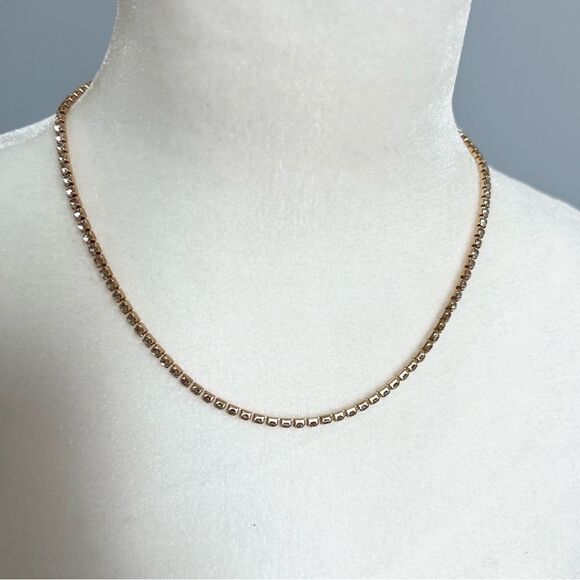 Jewelry - Rhinestone sparkle crystal necklace on a gold tone chain